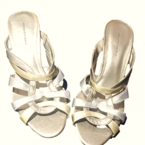 PREDICTIONS Sandals gold & silver size 7 - Picture 1 of 8